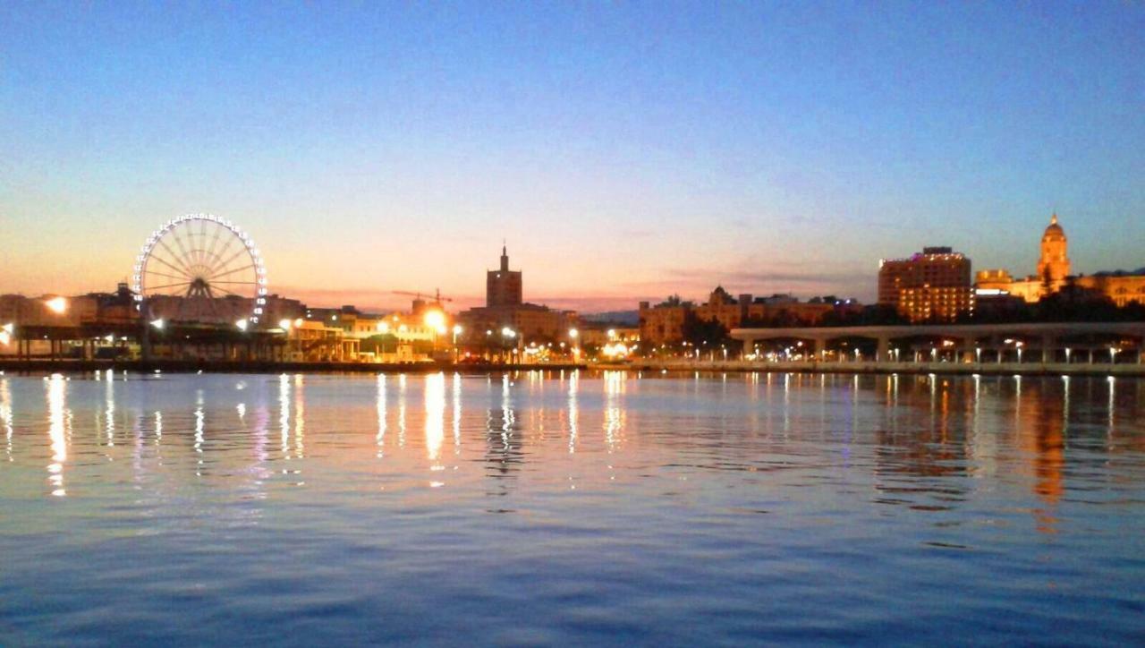 Encantador bajo en Málaga Exterior foto